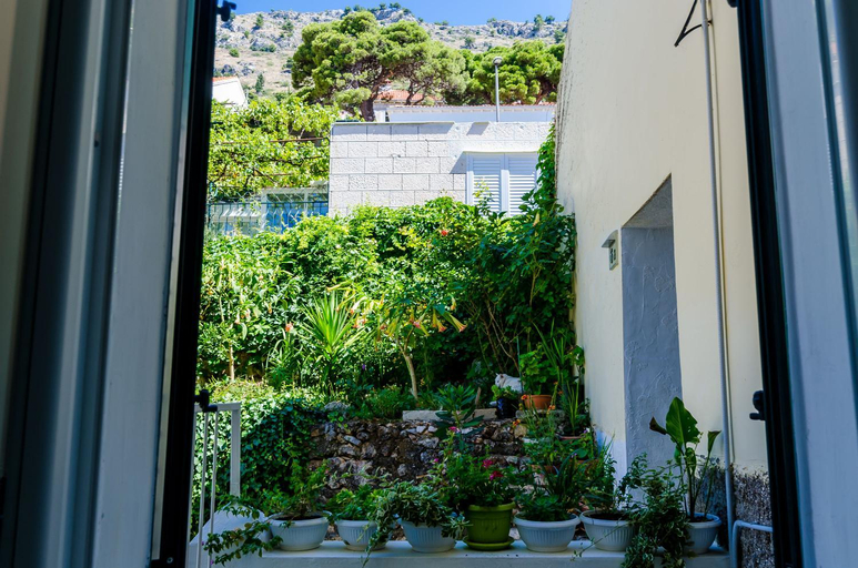 Others 4, Room Mimi, Dubrovnik