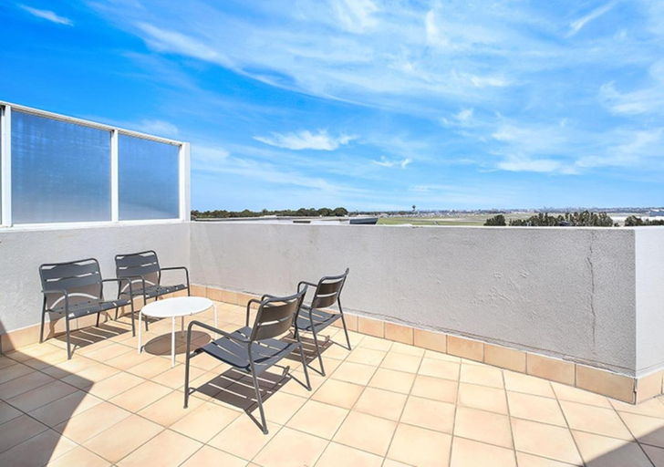 Others 4, Sydney Airport Suites, Sydney