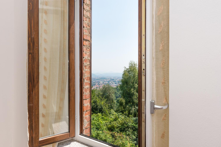 Others 4, Domus Gallina Charme&Relax, Bergamo
