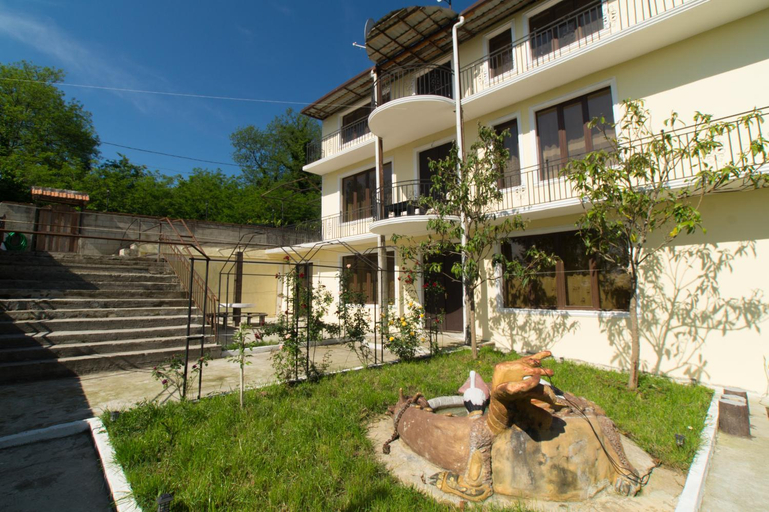 Exterior & Views 1, Bagrat Guest House, Tskaltubo