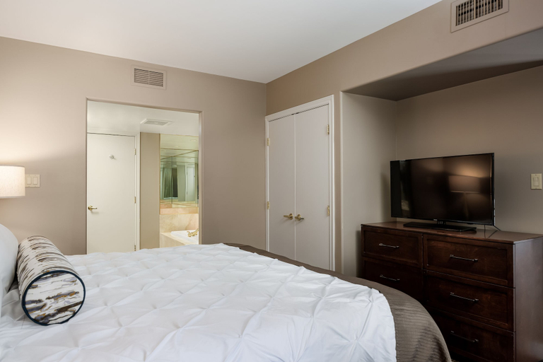 Bedroom 2, Horseshoe Valley Suites - The Glade, Simcoe