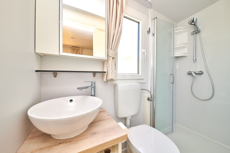 Bathroom 4, Mobile Homes Stella Maris, Umag