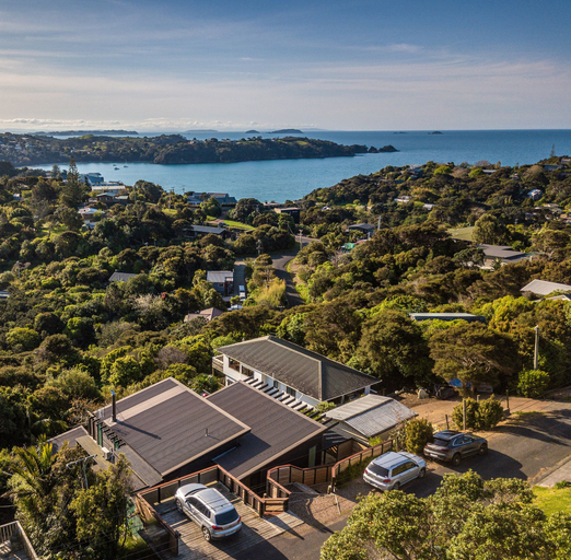 Exterior & Views 2, Taonga with panoramic sea views, Auckland