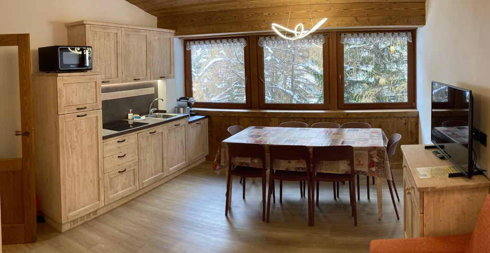 Others 5, Residence Chateau Royal, Aosta