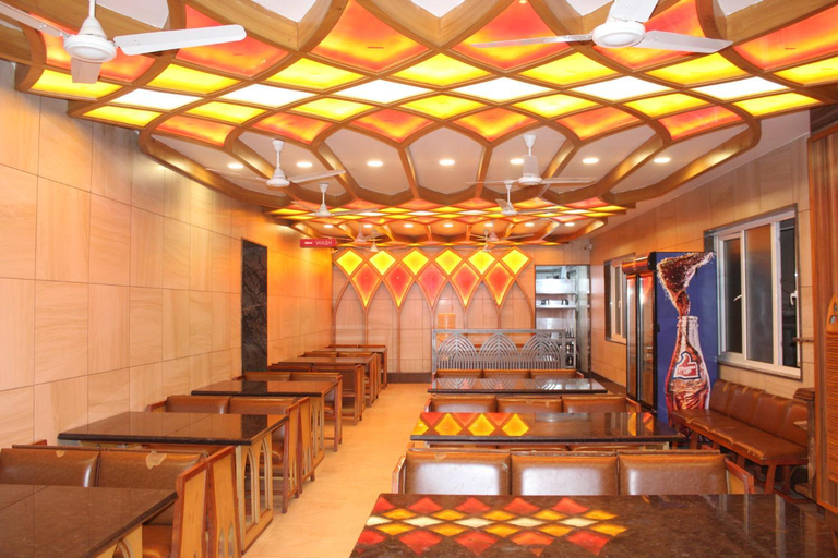 Food & Drinks 5, Annai in Saravana Bhavan Fine stay and Restaurant, Nagappattinam
