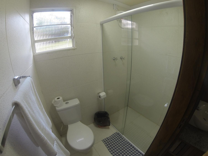 Bathroom 3, Pousada e Camping Carrion, Itu