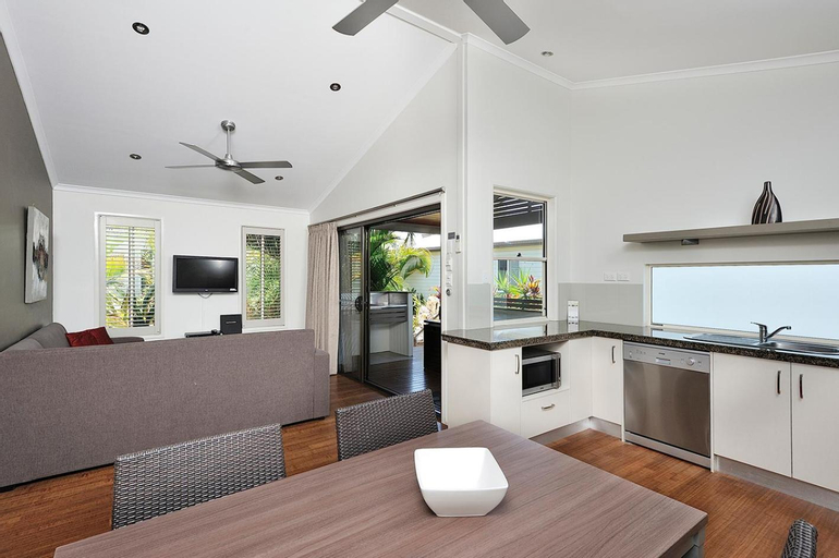 Dining Room 2