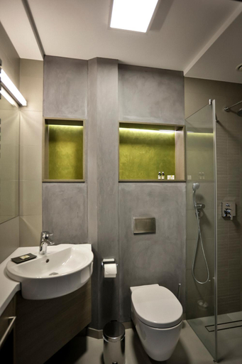 Bathroom, Palac Mierzecin Wellness & Wine Resort, Strzelce-Drezdenko