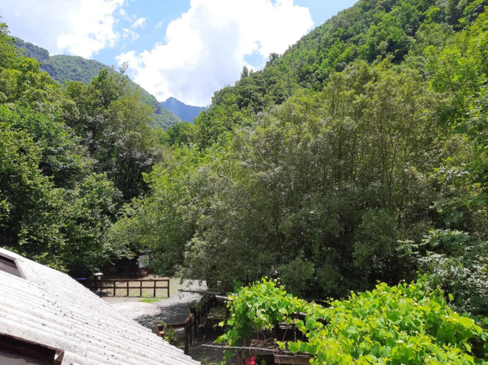 Others 4, Rifugio Montano, Cosenza