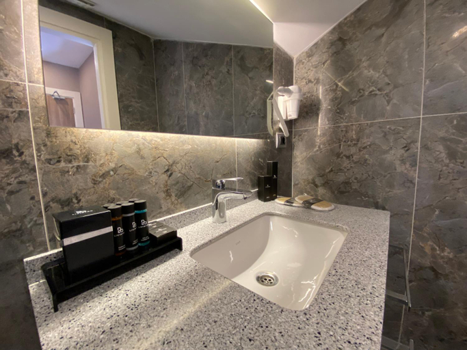 Bathroom 4, Livinton Hotel İstanbul Ataşehir, Maltepe