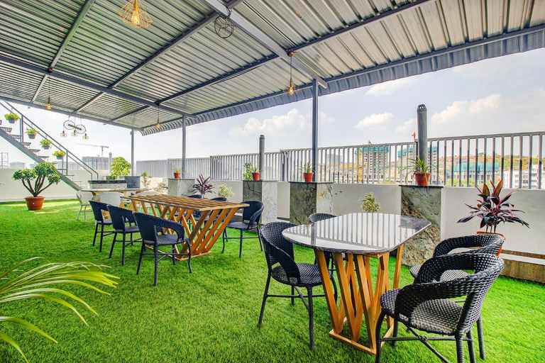 Food & Drinks 5, Via Dark Inn - Nr Golkonda Fort, Hyderabad