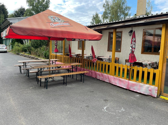 Food & Drinks 3, Penzion Na Srubech, Most