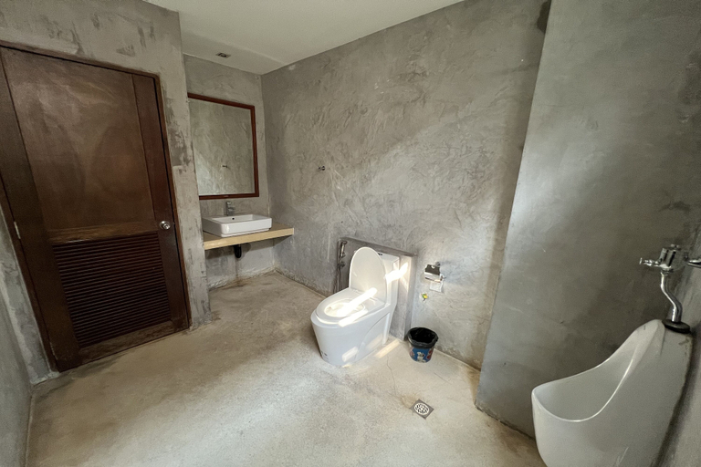 Bathroom 5, Eurna Resort, Bang Khun Thian