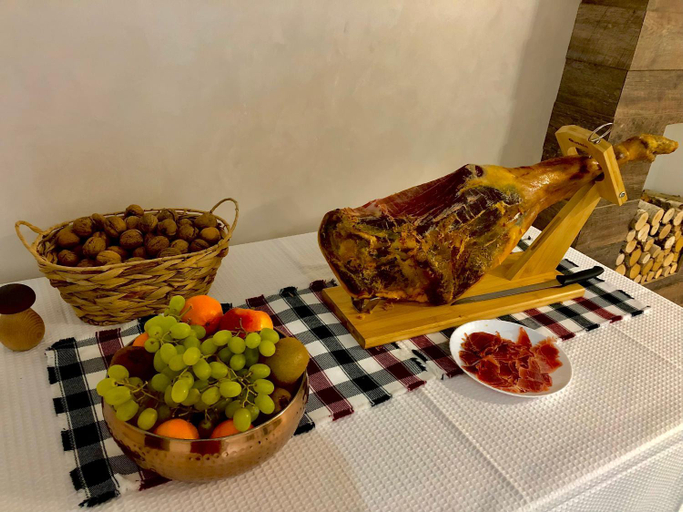 Food & Drinks 5, Pensiunea ROCA Maramures, Desesti