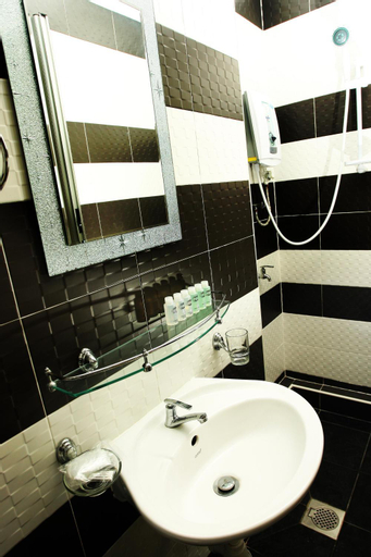 Bathroom 6