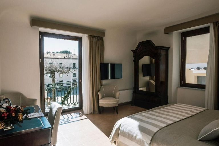 Bedroom 3, Giardini Calce Luxury Rooms, Salerno