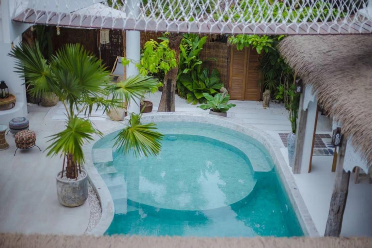 Swimming Pool 12
