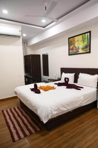Bedroom 3, Hotel Satkar International, Chhindwara