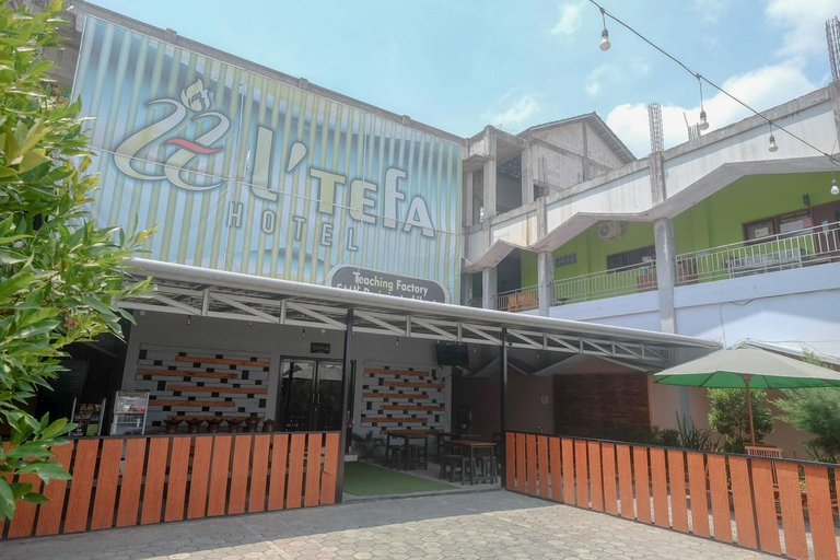 Exterior & Views 1, Urbanview Hotel LTefa Pemalang, Pemalang