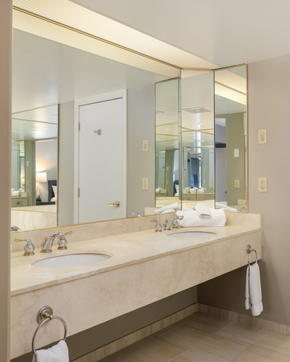 Bathroom 3, Horseshoe Valley Suites - The Glade, Simcoe