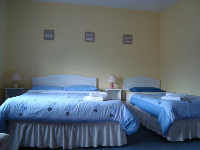 Others 4, Hy Breasal B&B