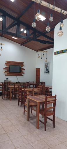 Food & Drinks 4, Pousada Neptun, Conde