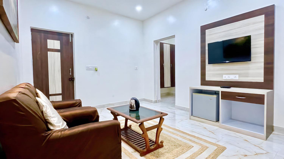 Others 5, Basundhara Hotel, Birbhum