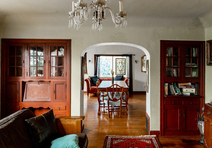 Others 1, Beautiful, Historic Family Home near Lake Merritt, Alameda