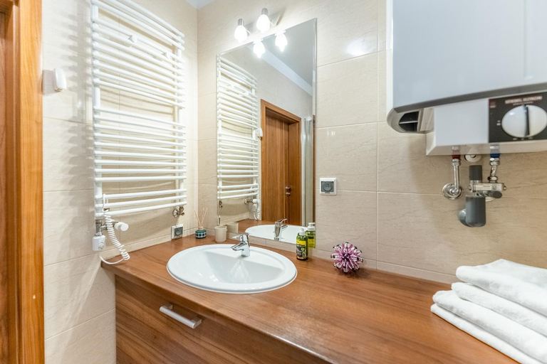 Bathroom 2, Aqua Marina Plaza-Basen, podziemny garaz gratis, Kamień