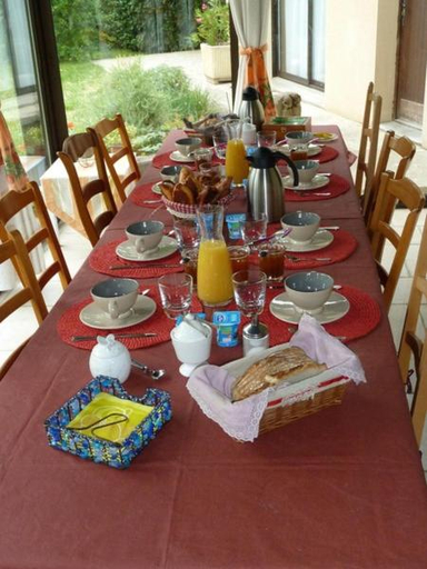 Others 5, L'Oustal Chambres et Tables d'Hotes, Aveyron