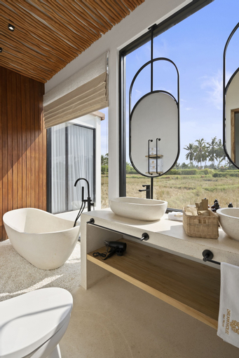Bathroom 8