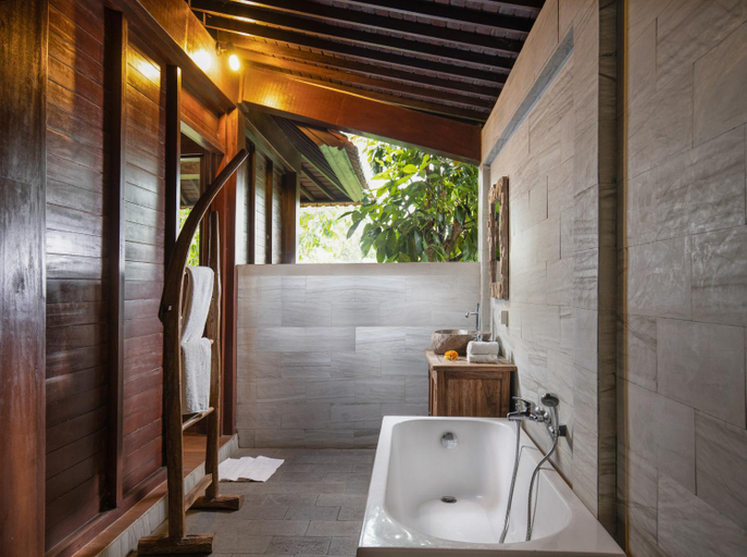 Bathroom 1, Secluded Jungle Villa Ubud, Gianyar