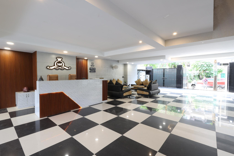 Public Area 2, 360 Degree Hotel, Gurgaon