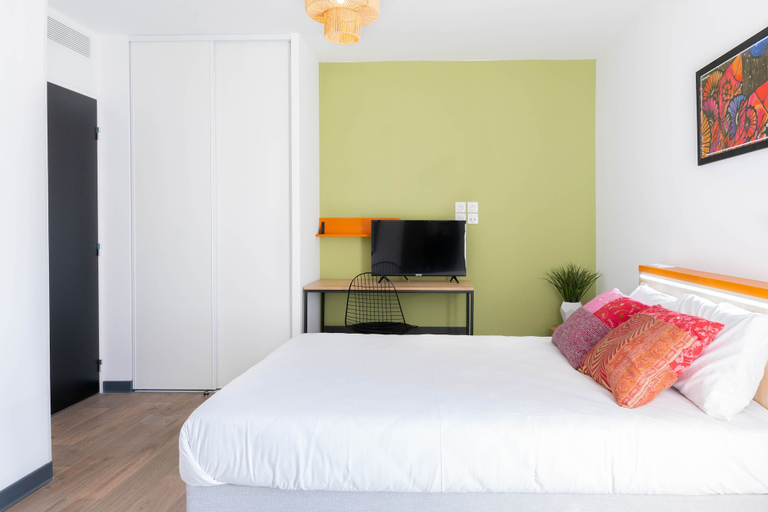 Bedroom 3, UXCO Kabane Montpellier, Hérault