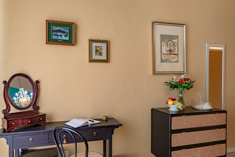 Others 4, B&B TOMMASO FAZELLO SCIACCA Residenza artistica, Agrigento