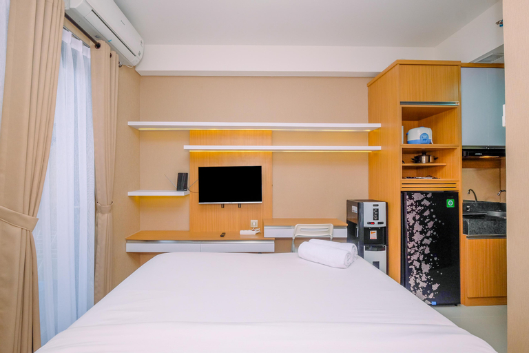 Bedroom 4, Minimalist and Comfy Studio at Transpark Cibubur Apartment By Travelio, Depok