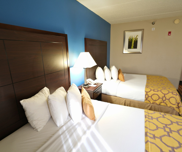 Bedroom 3, Baymont by Wyndham Marshalltown, Marshall