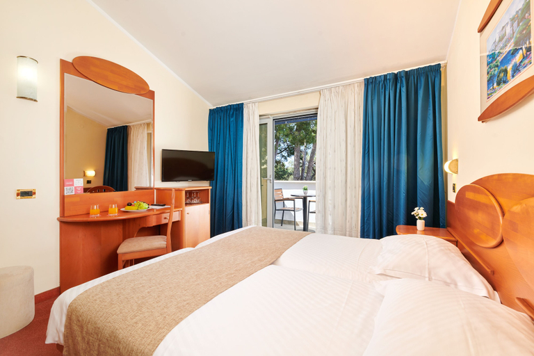 Bedroom 3, Villa Galijot Plava Laguna, Poreč