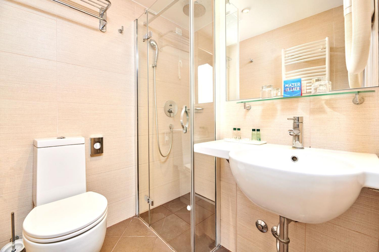 Bathroom 4, Hotel Materada Plava Laguna, Poreč