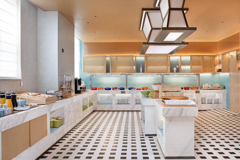 Food & Drinks 5, Home2 Suites by Hilton Shenzhen Dalang, Shenzhen