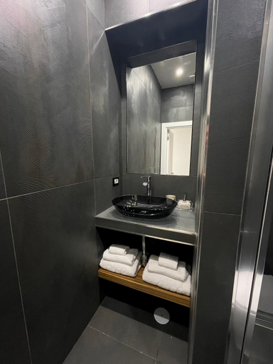 Bathroom 2, AROMA Apartment and b&b, Maschio Angioino, Napoli