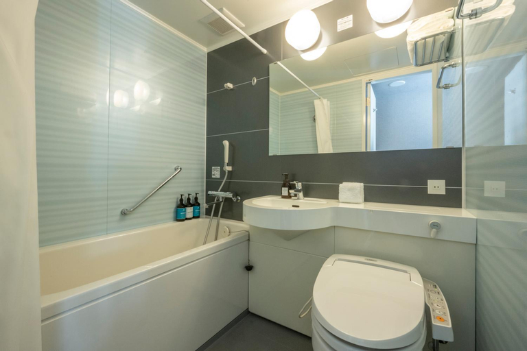 Bathroom 2