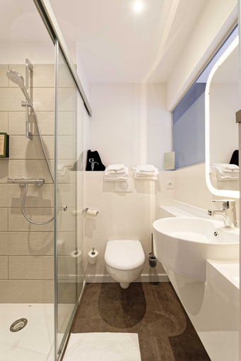 Bathroom 5, Contact Hôtel de la Gare et son restaurant Côte à Côte, Saône-et-Loire