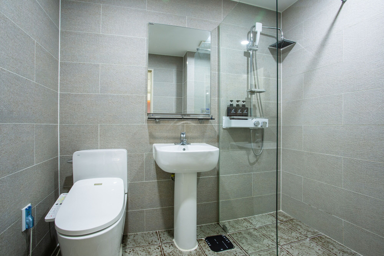 Bathroom 4, Chuncheon Hotel Gongjicheon, Chuncheon