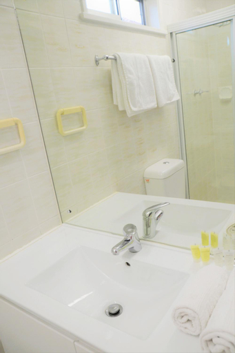 Bathroom 3