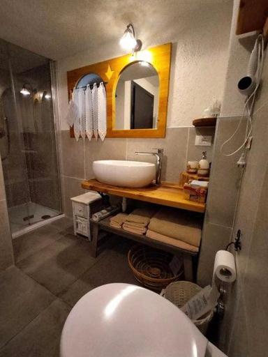 Bathroom 4, MolinDeiMaghi, Trento