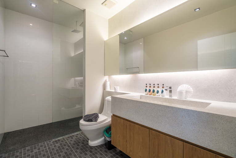 Bathroom, Private studio at Zen Space by Lofty, Phuket Island