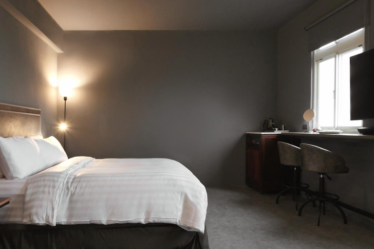 Bedroom 27