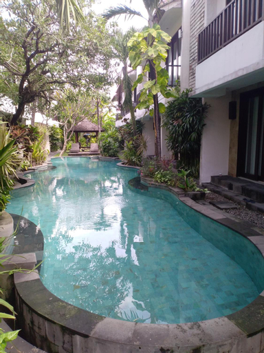 Swimming Pool 22