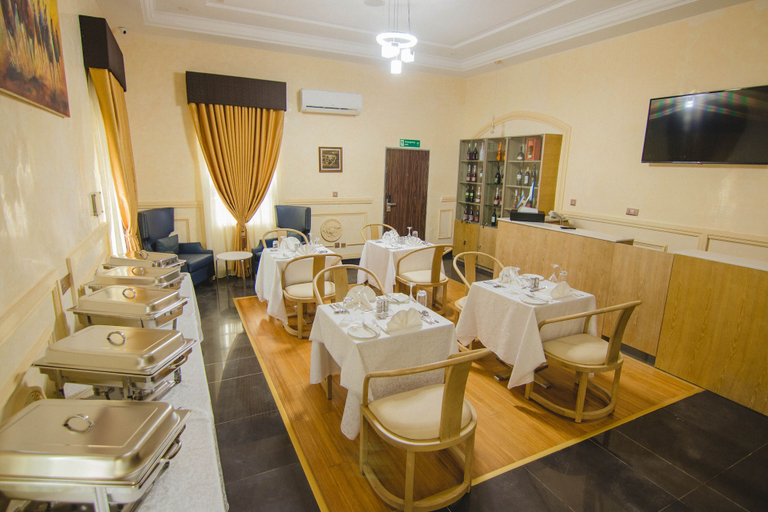Food & Drinks 5, BON Hotel Asokoro Residence, AbujaMun